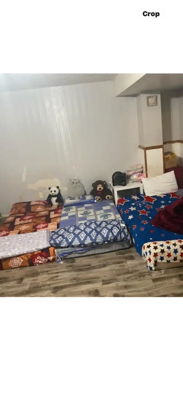 Basement for rent - Photo 2