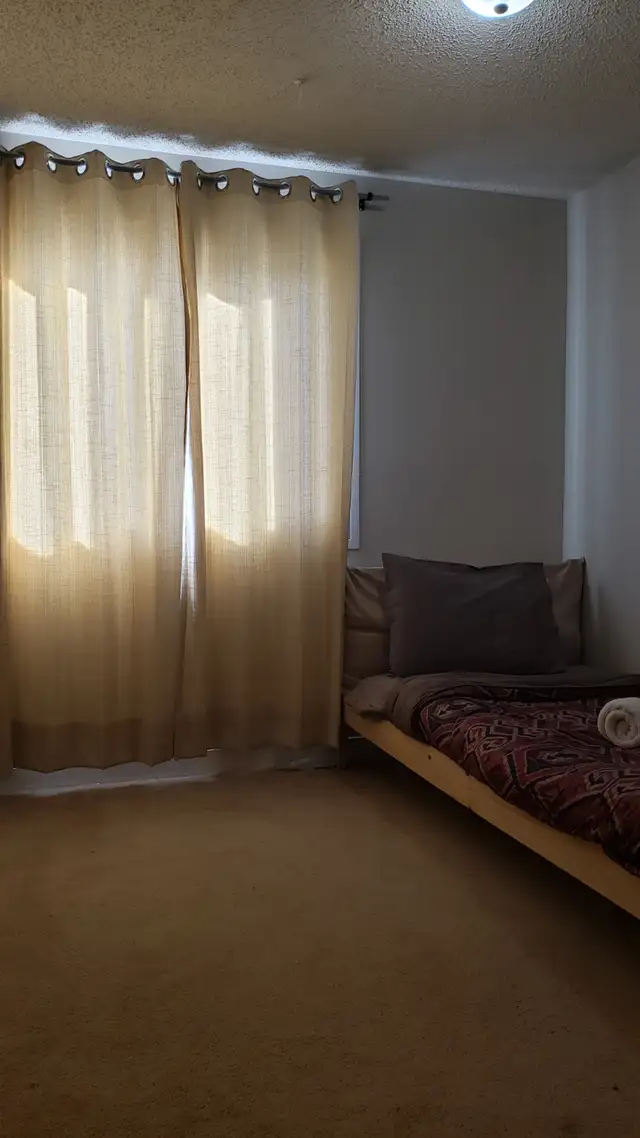 Room for Rent – Ideal for Female Professional or Student - Photo 5