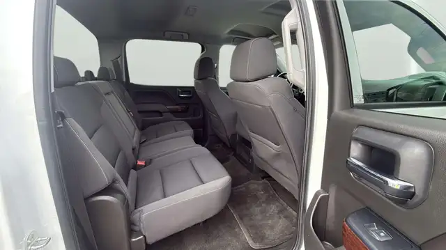 2017 GMC Sierra 1500 SLE 4WD CREW CAB 5.3L B.CAM/H.SEATS/CAR-PLA - Photo 17