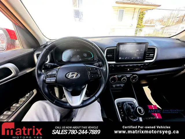 2023 Hyundai Venue SEL - Photo 18