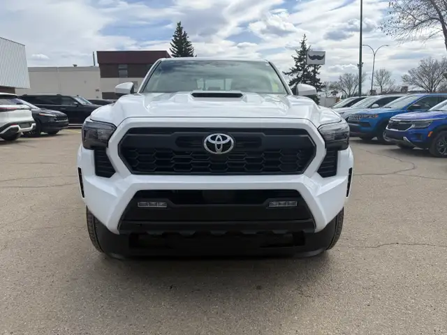 2025 TOYOTA TACOMA BASE - Photo 2