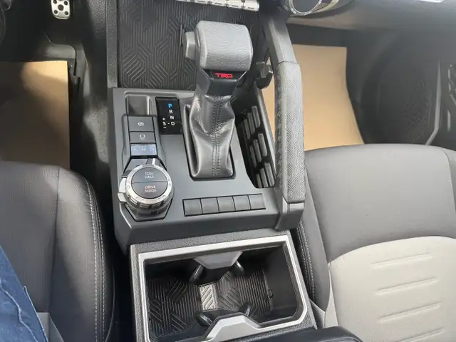 2025 TOYOTA TACOMA BASE - Photo 17