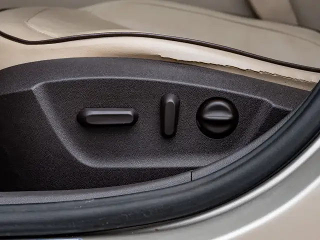 2016 Chevrolet Malibu Limited LTZ - Photo 16