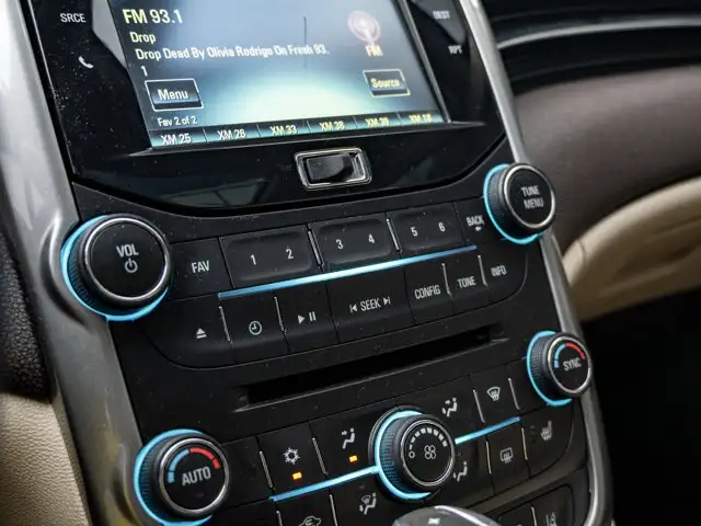 2016 Chevrolet Malibu Limited LTZ - Photo 24