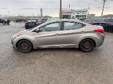 2013 Hyundai Elantra GL, SEDAN, MANUAL, GREAT ON FUEL, AS IS SPE - Photo 2