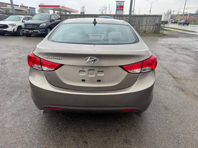 2013 Hyundai Elantra GL, SEDAN, MANUAL, GREAT ON FUEL, AS IS SPE - Photo 4