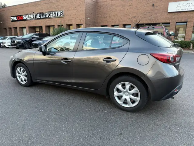 2015 Mazda MAZDA3 i Sport AT 5-Door, Xenon headlights. - Photo 6
