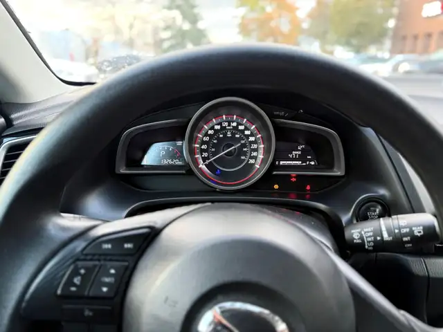 2015 Mazda MAZDA3 i Sport AT 5-Door, Xenon headlights. - Photo 7