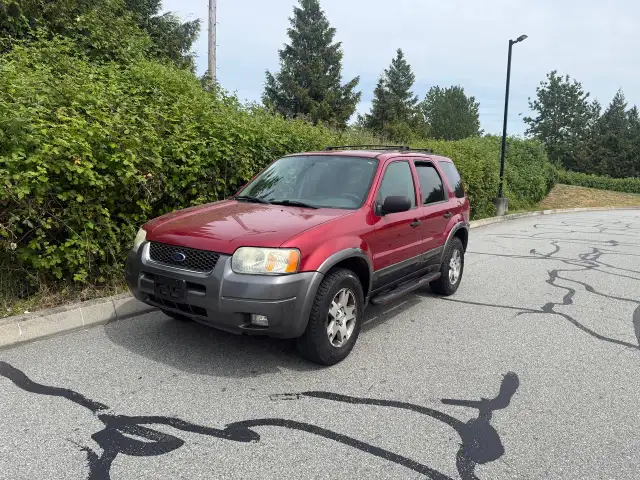 2003 FORD ESCAPE XLT 4WD AUTOMATIC A/C FULLY LOADED LOCAL BC VEH