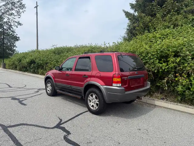2003 FORD ESCAPE XLT 4WD AUTOMATIC A/C FULLY LOADED LOCAL BC VEH - Photo 2