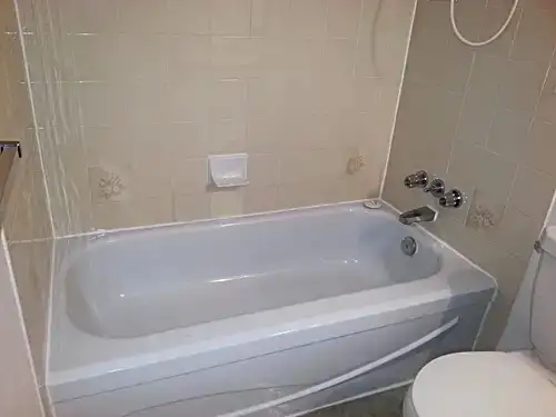 One Bedroom High Rise Condo Rental Unit Available July 15 - Photo 8