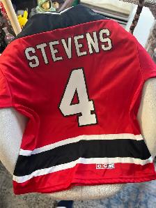 sports jerseys and hats - Photo 3
