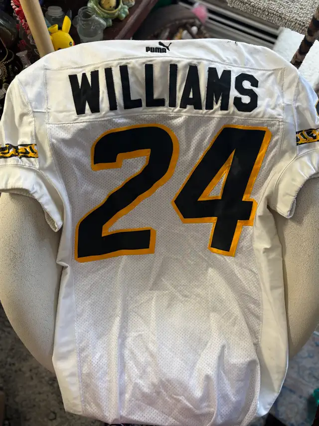 sports jerseys and hats - Photo 5