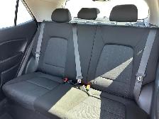 2025 Hyundai Venue Essential - Photo 17