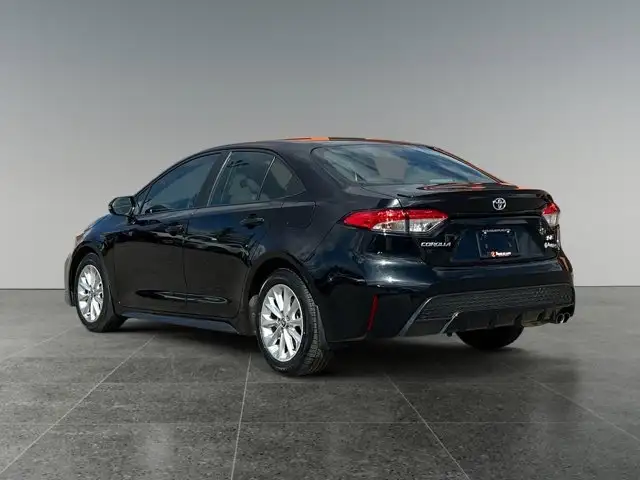 2022 Toyota Corolla SE - Photo 4