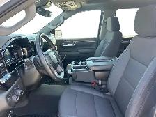 2025 Chevrolet Silverado 1500 LT - Photo 12