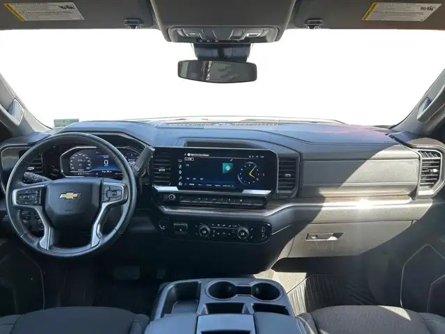 2025 Chevrolet Silverado 1500 LT - Photo 15