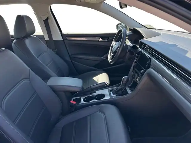 2021 Volkswagen Passat Highline - Photo 13