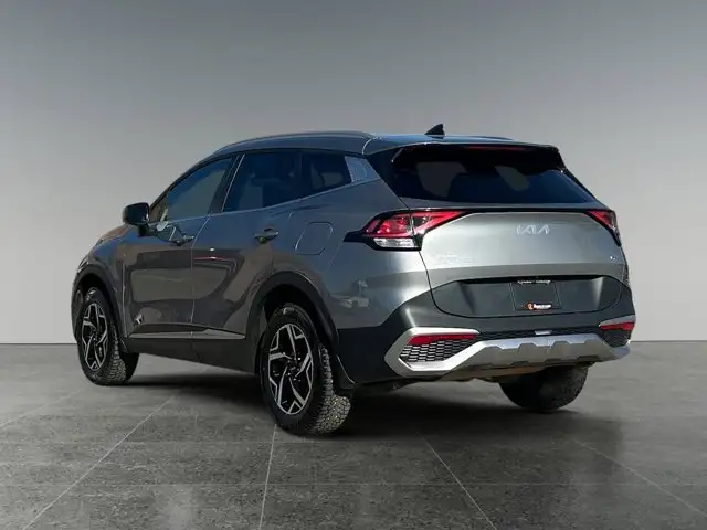 2023 Kia Sportage LX - Photo 4