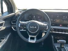 2023 Kia Sportage LX - Photo 16