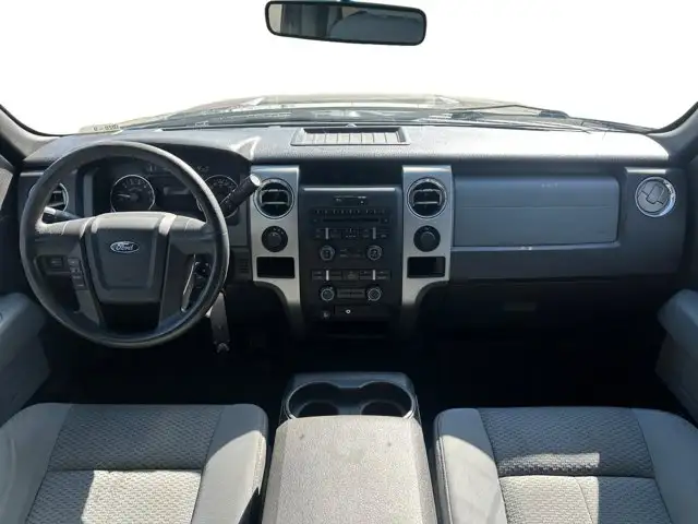 2011 Ford F-150 XLT - Photo 12