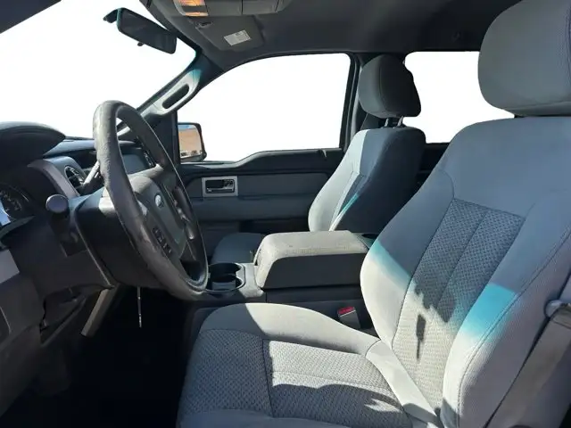 2011 Ford F-150 XLT - Photo 13