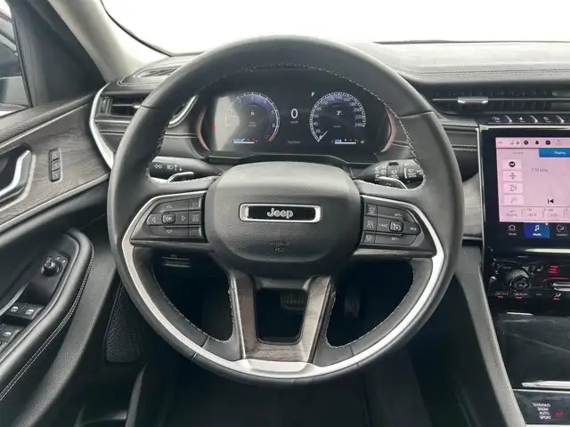 2023 Jeep Grand Cherokee Limited - Photo 16