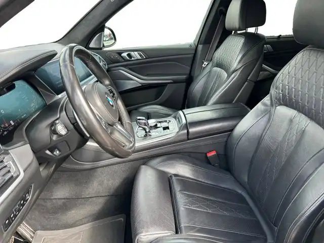 2020 BMW X5 M50i - Photo 12