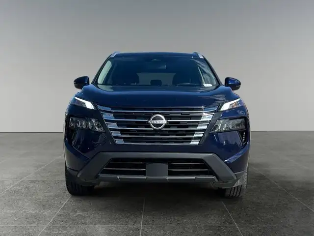 2025 Nissan Rogue SV Moonroof - Photo 10