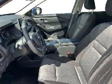 2025 Nissan Rogue SV Moonroof - Photo 12