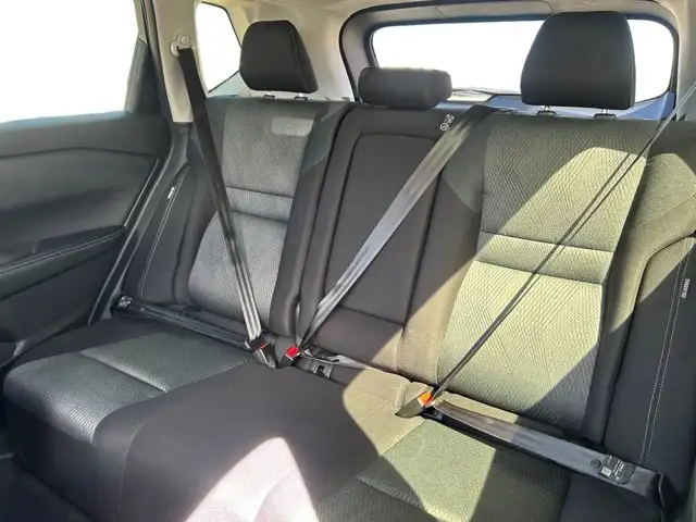 2025 Nissan Rogue SV Moonroof - Photo 17