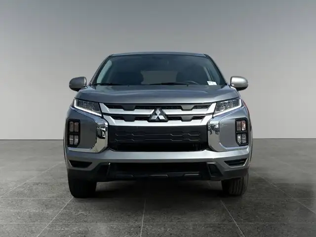 2024 Mitsubishi RVR SE - Photo 10