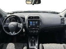 2024 Mitsubishi RVR SE - Photo 14