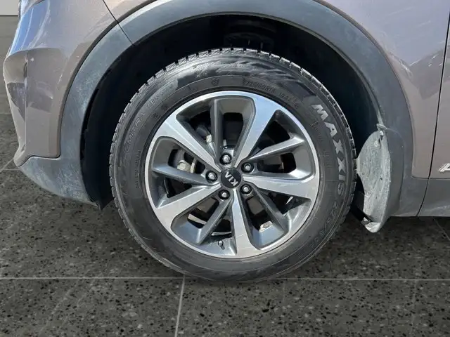 2019 Kia Sorento EX - Photo 11