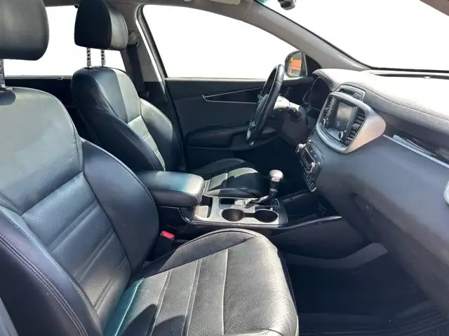 2019 Kia Sorento EX - Photo 13