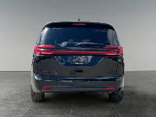 2025 Chrysler Pacifica Limited - Photo 5