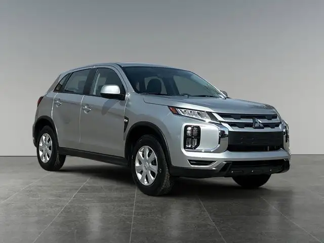 2026 Mitsubishi RVR ES - Photo 9