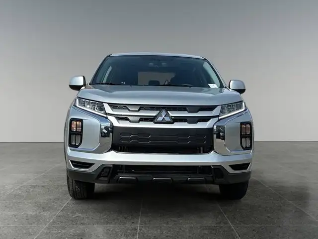 2026 Mitsubishi RVR ES - Photo 10