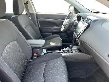 2026 Mitsubishi RVR ES - Photo 13