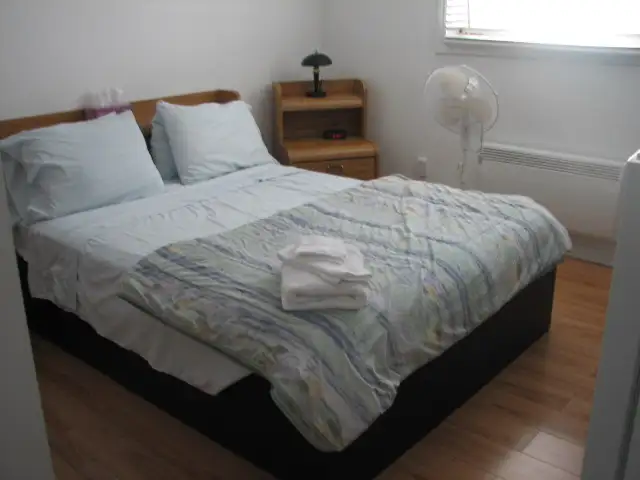 ROOMS FOR RENT (FOR WORKERS) – (HULL SECTOR) - Photo 3