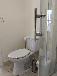 Large Room/Private Bath/Balcony/Parking @York University Village - Photo 8