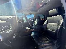 2019 Chevrolet Tahoe Premier 4WD • RST Edition • Head Up Display - Photo 14