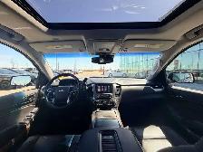 2019 Chevrolet Tahoe Premier 4WD • RST Edition • Head Up Display - Photo 36