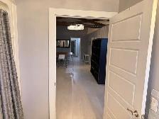 2 bedroom fully renovated and furnished apartment - Photo 6