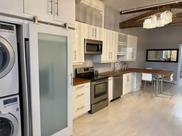 2 bedroom fully renovated and furnished apartment - Photo 15
