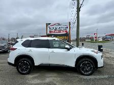 2025 Nissan Rogue CLEAN CARFAX! SVMOONROOF! AWD! NEW MVI! CERTIF - Photo 2