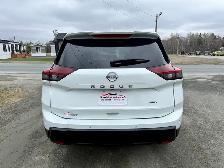 2025 Nissan Rogue CLEAN CARFAX! SVMOONROOF! AWD! NEW MVI! CERTIF - Photo 4