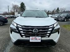 2025 Nissan Rogue CLEAN CARFAX! SVMOONROOF! AWD! NEW MVI! CERTIF - Photo 7