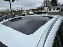 2025 Nissan Rogue CLEAN CARFAX! SVMOONROOF! AWD! NEW MVI! CERTIF - Photo 9