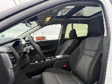 2025 Nissan Rogue CLEAN CARFAX! SVMOONROOF! AWD! NEW MVI! CERTIF - Photo 13